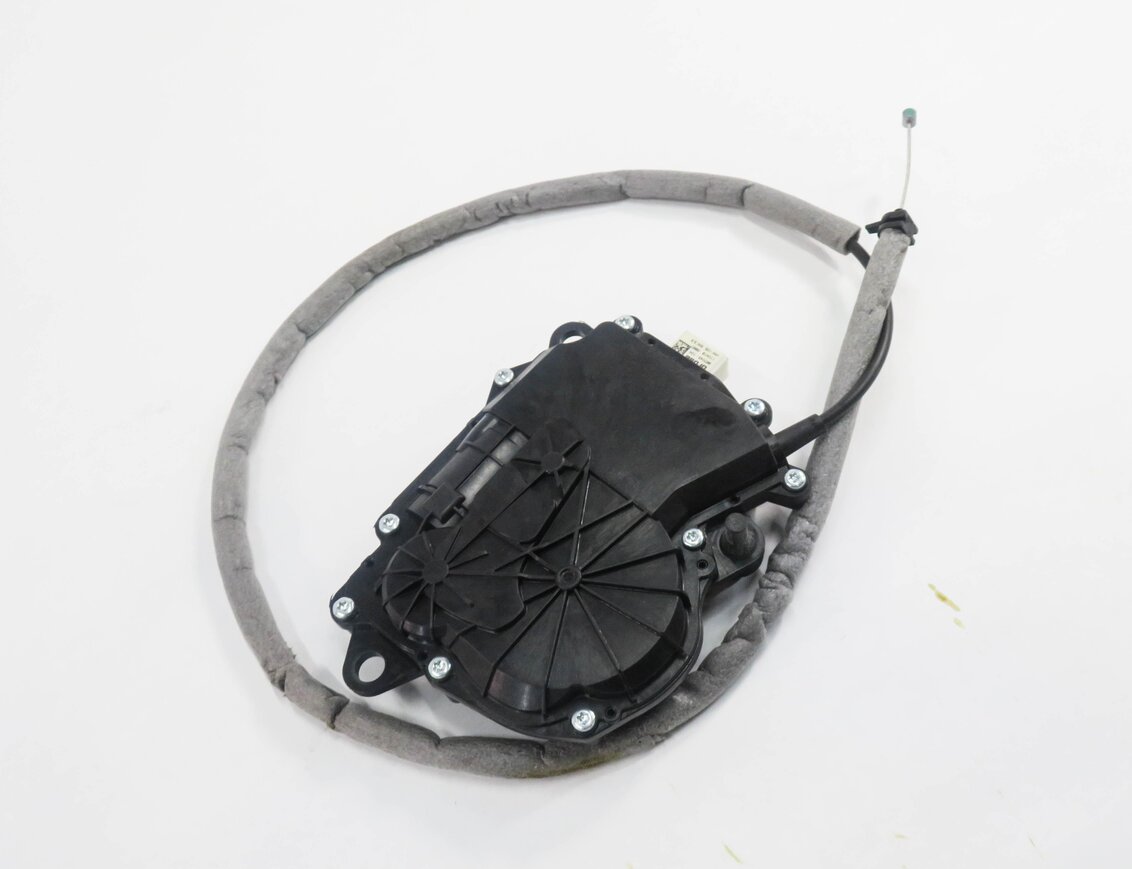 2011 BMW 550i (F10) REAR TRUNK SOFT CLOSE ACTUATOR MOTOR