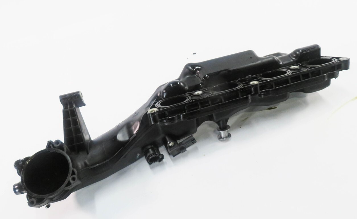 08-14 BMW 550i 650i 750i X5 X6 (F01 F10 E70 E71) 4.4L N63 - LEFT INTAKE MANIFOLD