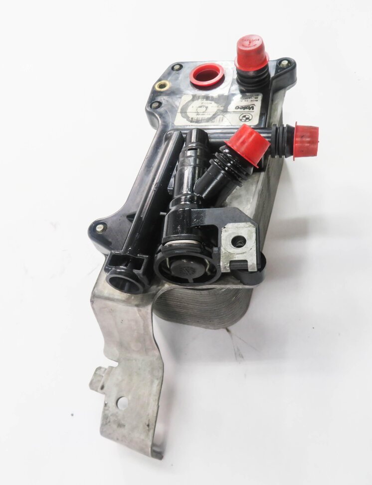 Thumbnail 3: 10-19 BMW 528i 550i 550iGT 650i (F06 F07 F10) 4.4L V8 - TRANSMISSION OIL COOLER