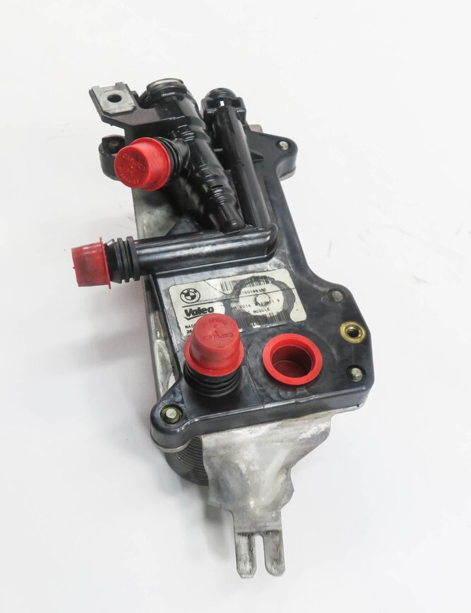 Thumbnail 4: 10-19 BMW 528i 550i 550iGT 650i (F06 F07 F10) 4.4L V8 - TRANSMISSION OIL COOLER