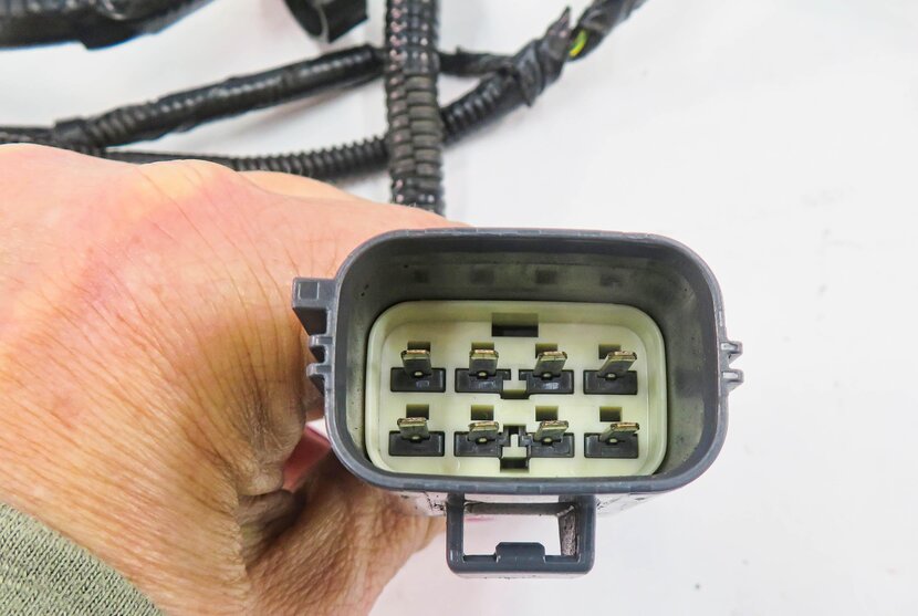 Thumbnail 5: 2012 LAND ROVER LR4 - FRONT PDC PARK DISTANCE SENSOR SET w/ HARNESS (GRAY 949)