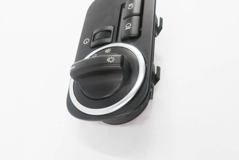 Thumbnail 3: 2012 LAND ROVER LR4 - HEADLIGHT SWITCH FOG LIGHT LAMP DIMMER CONTROL