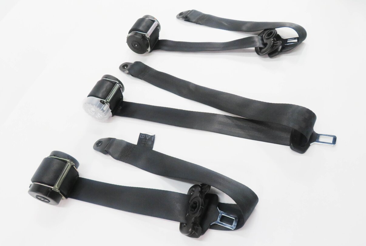 Thumbnail 3: 2012 LAND ROVER LR4 - REAR 2nd SECOND ROW SEAT SEATBELT RETRACTOR SET-3 (BLACK)