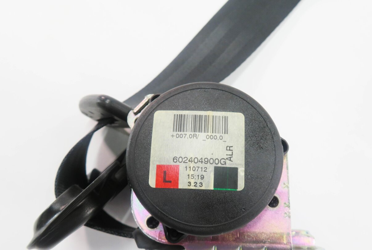 Thumbnail 6: 2012 LAND ROVER LR4 - REAR 2nd SECOND ROW SEAT SEATBELT RETRACTOR SET-3 (BLACK)