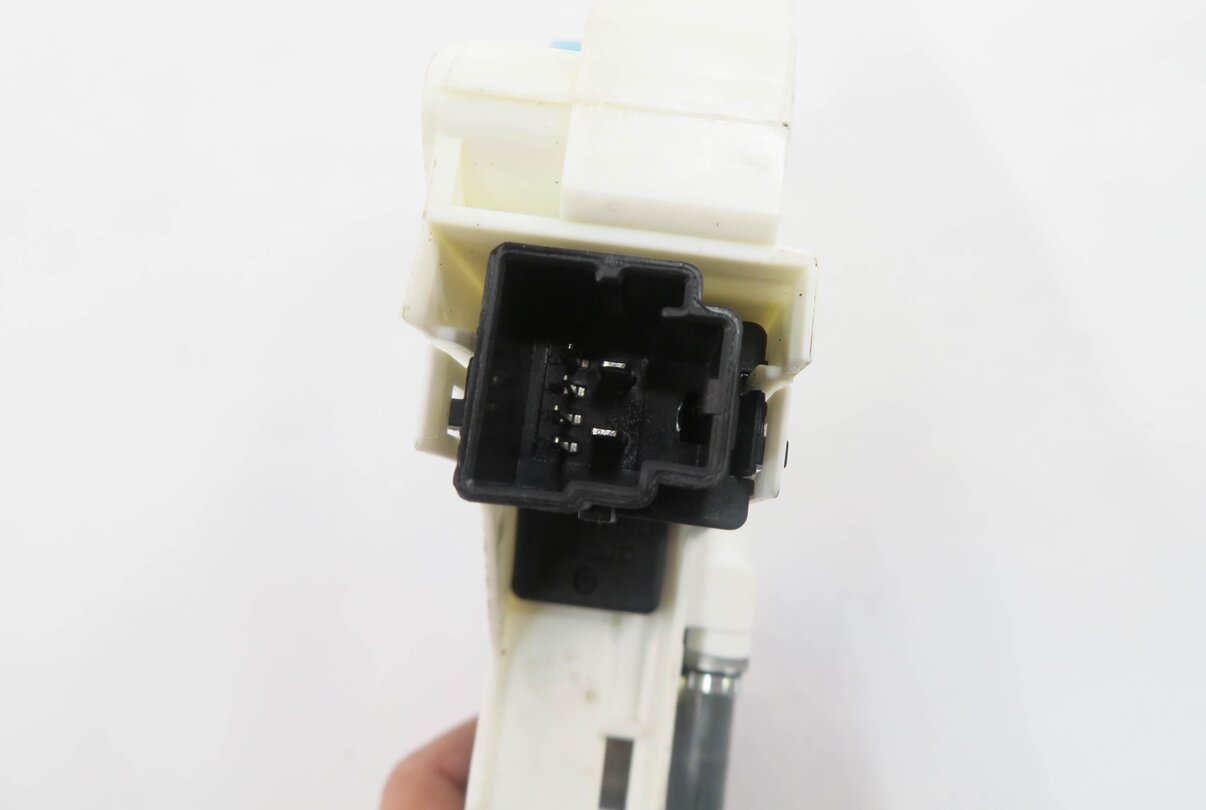 Thumbnail 6: 2010-2016 LR4 RANGE ROVER SPORT (L320) RIGHT FRONT PASSENGER POWER WINDOW MOTOR
