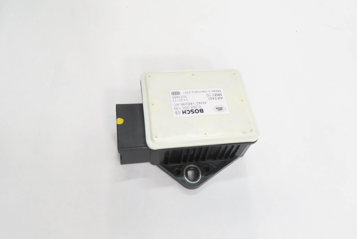 Thumbnail 4: 2012 LAND ROVER LR4 - YAW SPEED ACCELERATION ROTATION TURN RATE STABILITY SENSOR