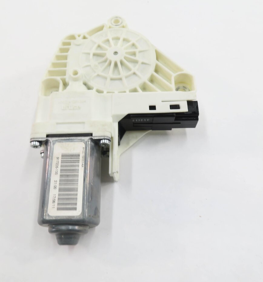 Thumbnail 2: 10-16 LAND ROVER LR4 / RANGE ROVER SPORT (L320) LEFT FRONT DRIVER WINDOW MOTOR