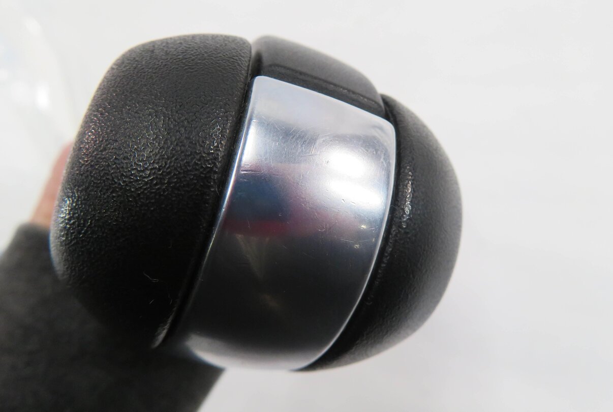Thumbnail 6: 2012 LAND ROVER LR4 - A/T TRANSMISSION GEAR SHIFTER SHIFT KNOB HANDLE