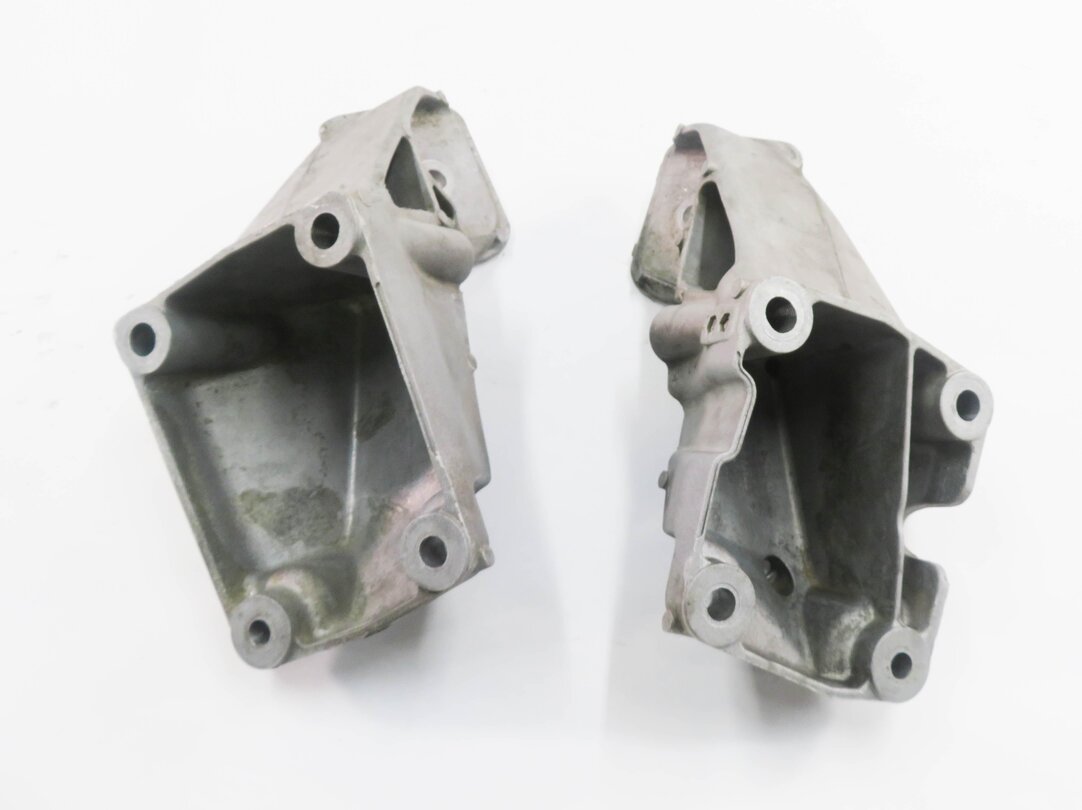 Thumbnail 6: 2012 LAND ROVER LR4 - 5.0L AJ133 V8 ENGINE LEFT & RIGHT MOTOR MOUNT BRACKET SET