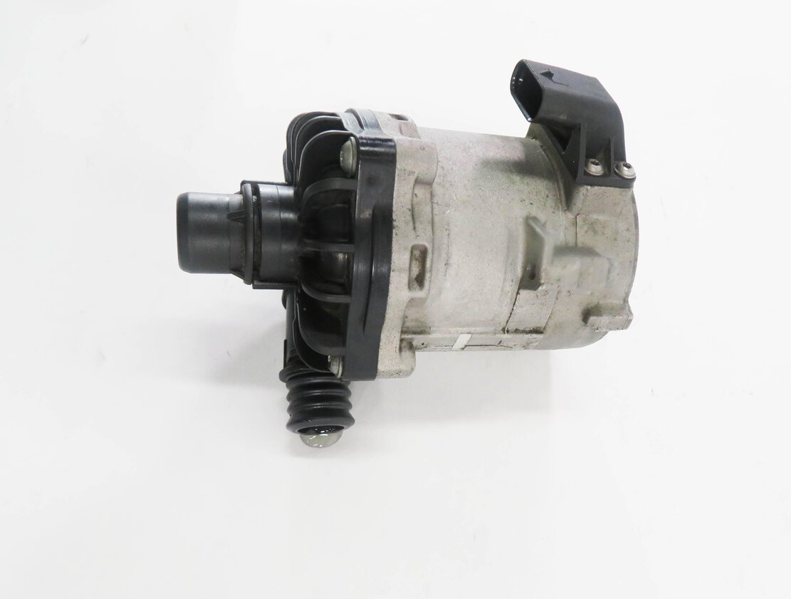 Thumbnail 4: 2013 BMW 550iGT (F07) 4.4L N63B TWIN TURBO ENGINE - AUX AUXILIARY WATER PUMP