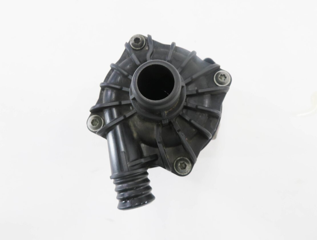 Thumbnail 6: 2013 BMW 550iGT (F07) 4.4L N63B TWIN TURBO ENGINE - AUX AUXILIARY WATER PUMP