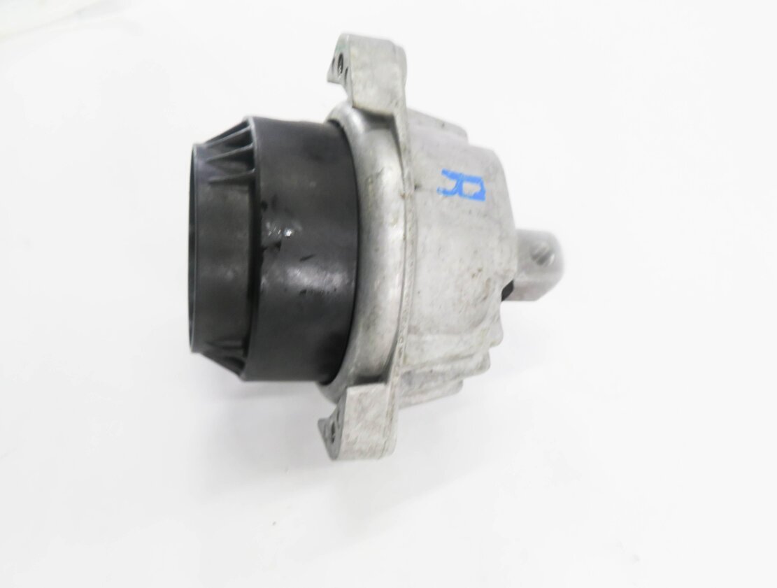 Thumbnail 4: 2013 BMW 550iGT (F07) 4.4L N63B TWIN TURBO V8 ENGINE - RIGHT MOTOR MOUNT
