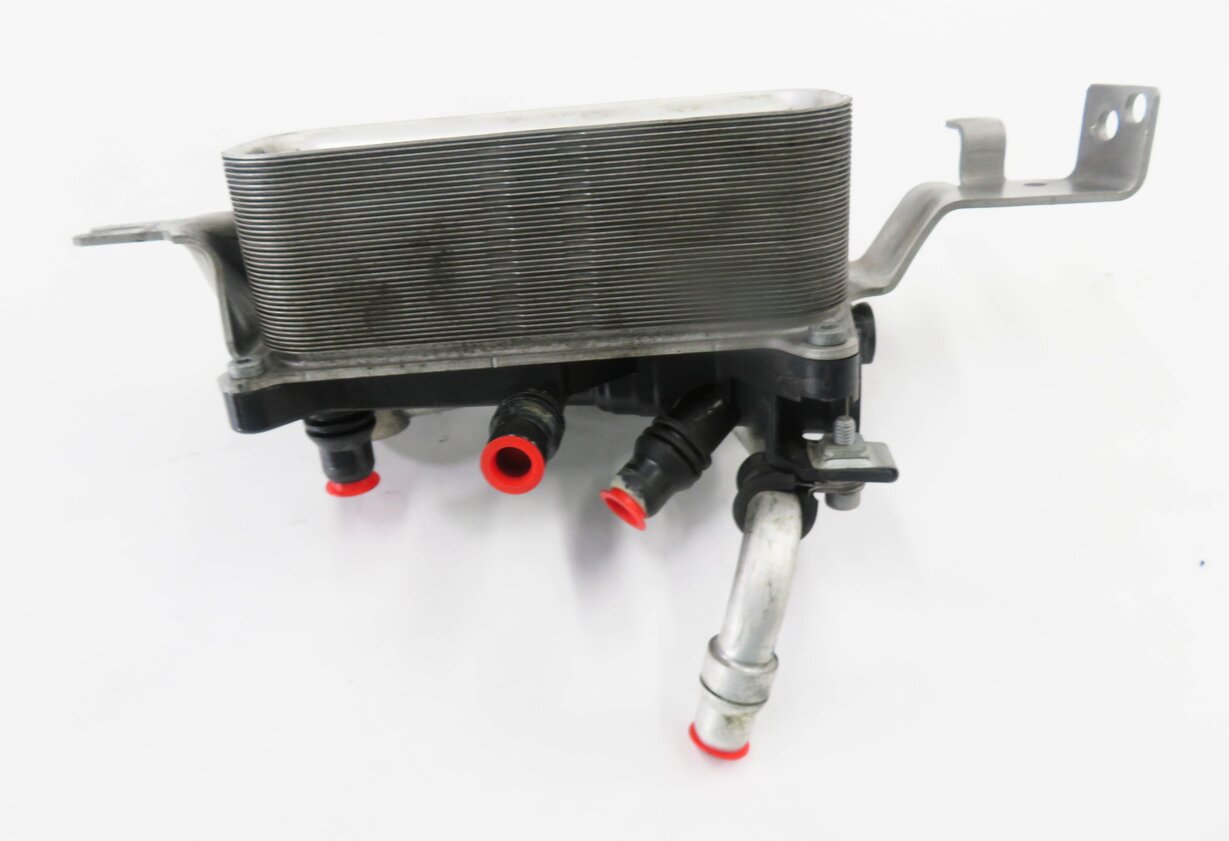 Thumbnail 8: 10-19 BMW 528i 550i 550iGT 650i (F06 F07 F10) 4.4L V8 - TRANSMISSION OIL COOLER