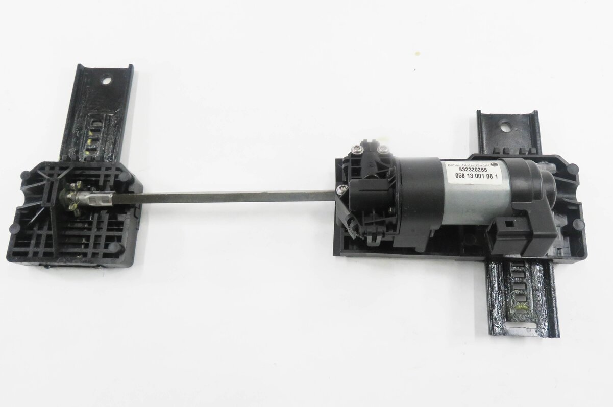 Thumbnail 9: 2013 BMW 550iGT (F07) RIGHT FRONT PASSENGER POWER SEAT ADJUSTMENT MOTOR SET-5