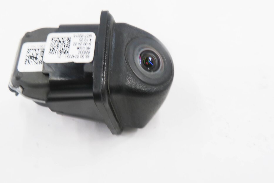 Thumbnail 3: 2009-2018 BMW 2 / 3 / 4 / 5 / 7 / M5 / X3 / X5 / X6 SERIES BACKUP REVERSE CAMERA