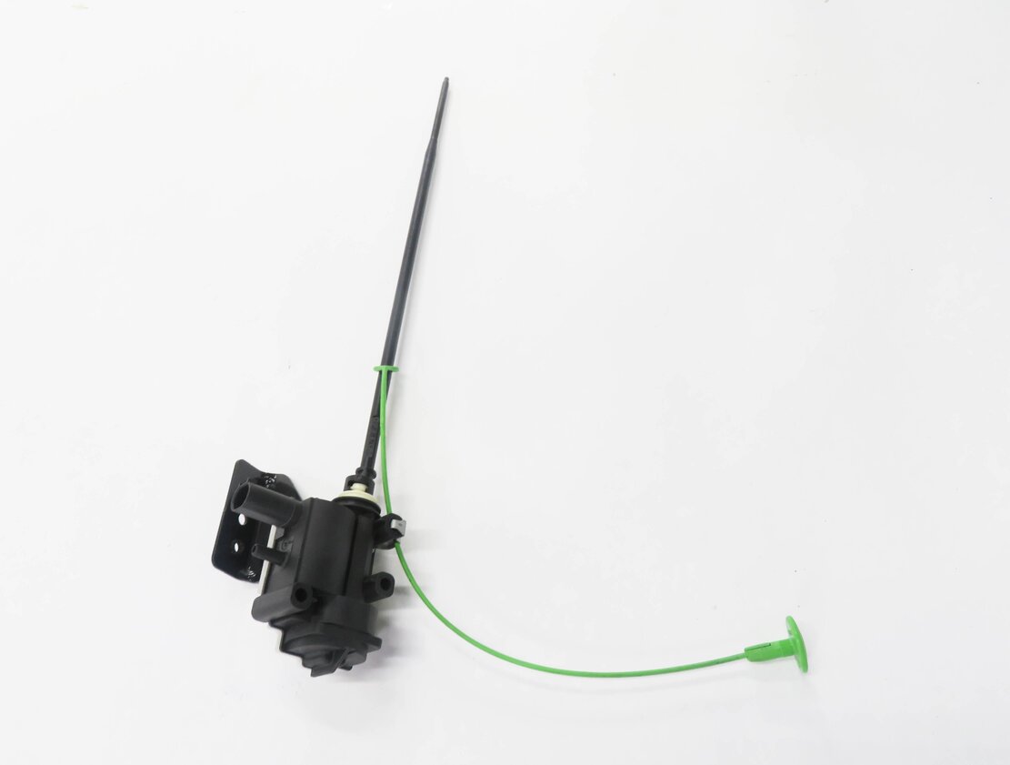 Thumbnail 3: 2013 BMW 550iGT (F07) FUEL TANK DOOR SERVO ACTUATOR MOTOR