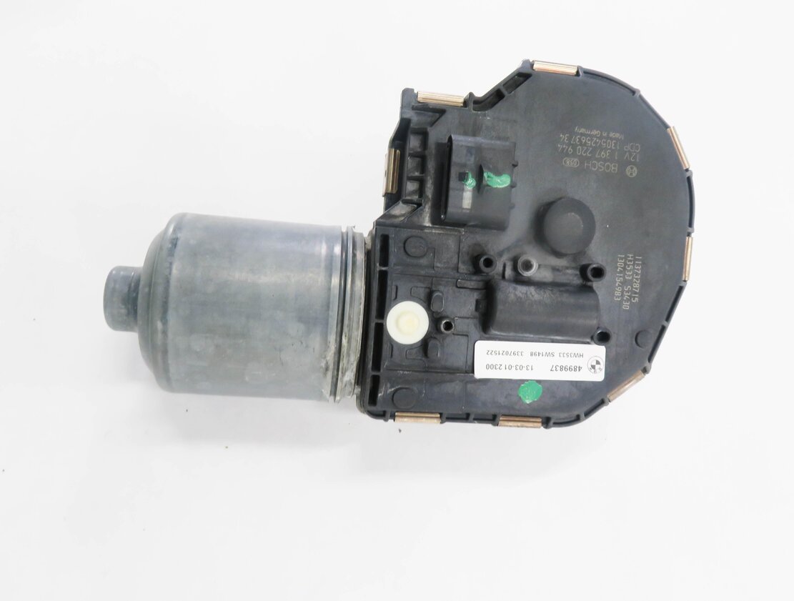Thumbnail 3: 2010-2017 BMW 535iGT 550iGT (F07) FRONT WINDSHIELD WIPER MOTOR