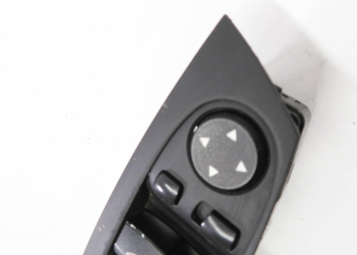 Thumbnail 8: 10-19 BMW 528i 535i 550i 650i M5 M6 X3 (F10 F12 F25) DRIVER P-FOLD WINDOW SWITCH