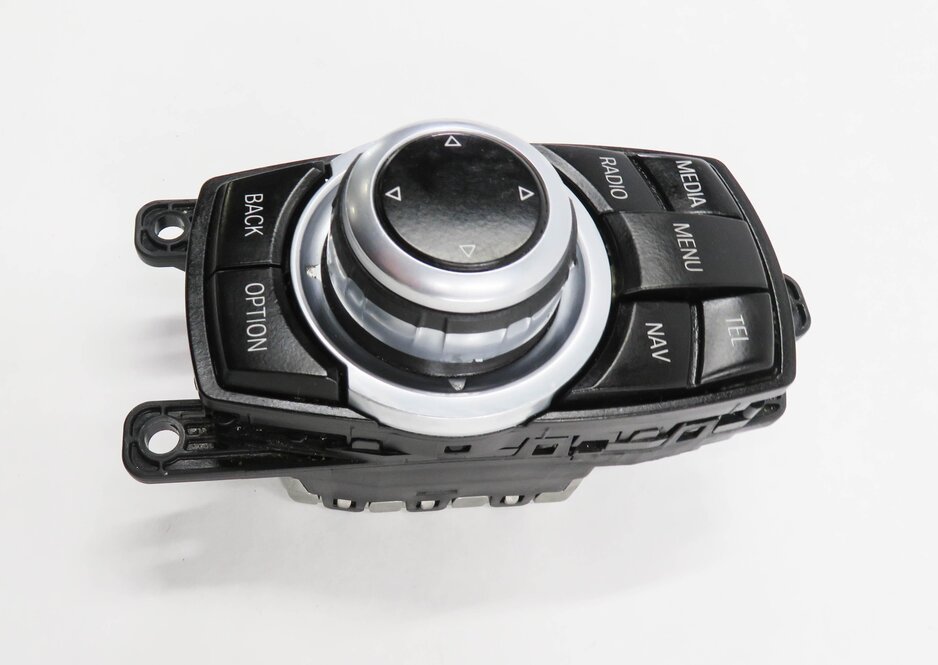 Thumbnail 5: 2013 BMW 550iGT (F07) RADIO STEREO MEDIA GPS NAVIGATION iDRIVE CONTROL SWITCH