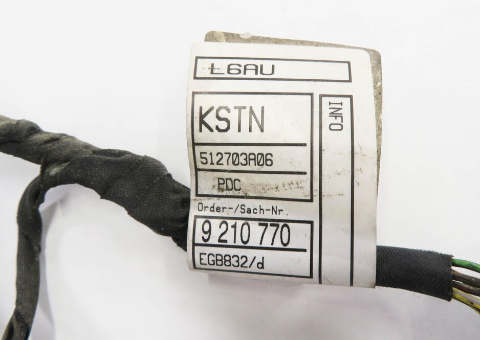 Thumbnail 5: 2013 BMW 550iGT (F07) FRONT PDC PARK DISTANCE SENSOR SET w/ HARNESS (BLACK 668)