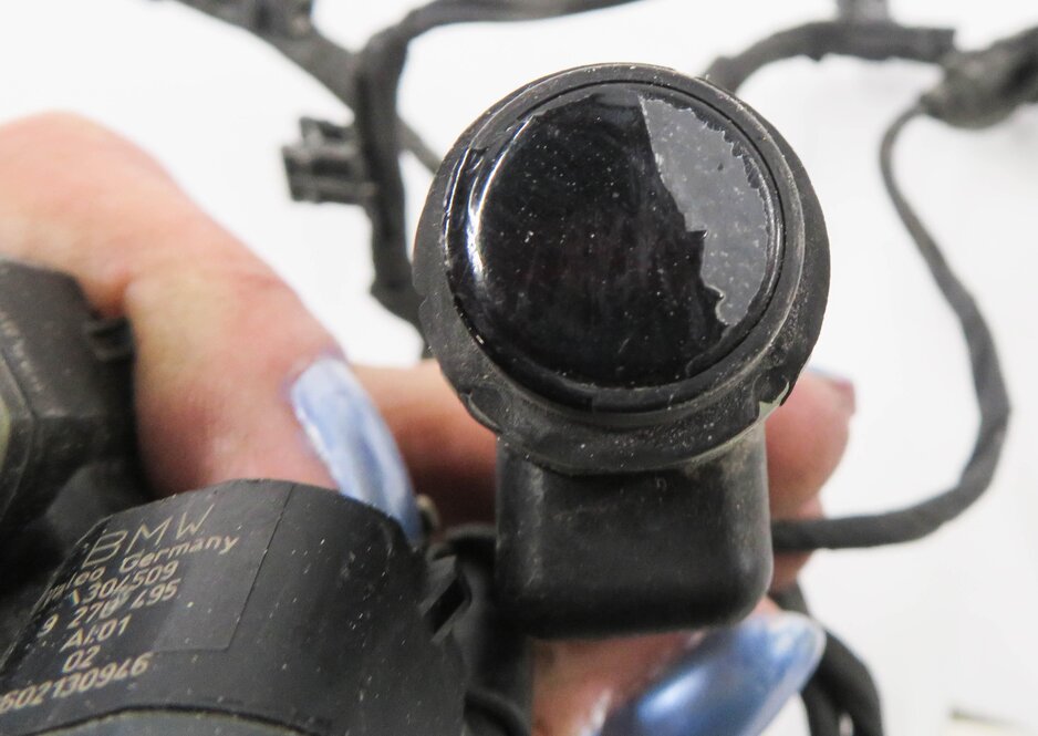 Thumbnail 7: 2013 BMW 550iGT (F07) FRONT PDC PARK DISTANCE SENSOR SET w/ HARNESS (BLACK 668)