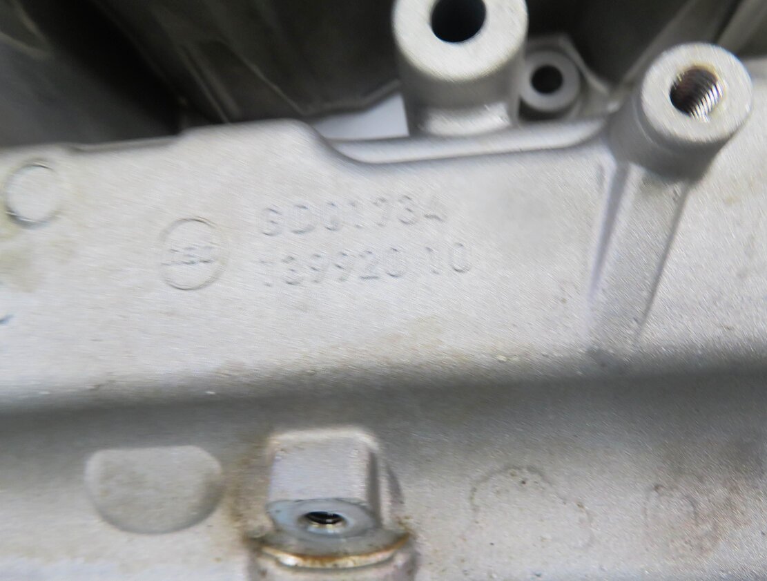 Thumbnail 9: 13-19 BMW 550i 650i 750i M5 M6 ///M X5 X6 - 4.4L N63 S63 ENGINE LEFT VALVE COVER