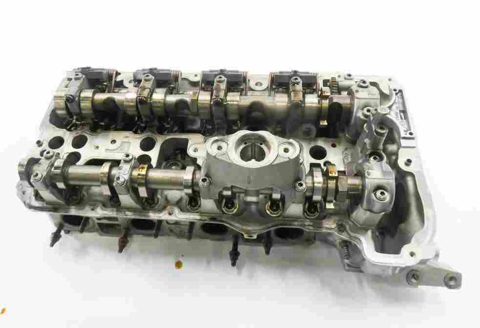 Thumbnail 2: 13-19 BMW 550i 650i 750i X5 X6 - 4.4L N63B TWIN TURBO ENGINE LEFT CYLINDER HEAD