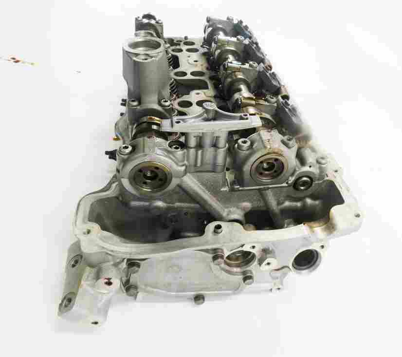 Thumbnail 4: 13-19 BMW 550i 650i 750i X5 X6 - 4.4L N63B TWIN TURBO ENGINE LEFT CYLINDER HEAD