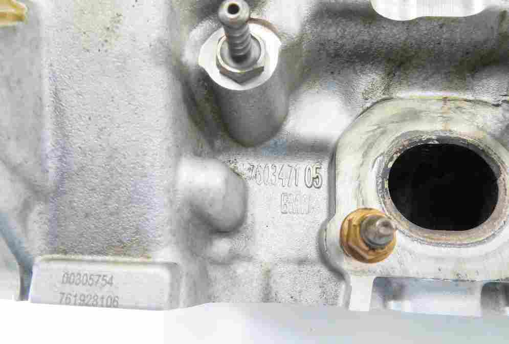 Thumbnail 11: 13-19 BMW 550i 650i 750i X5 X6 - 4.4L N63B TWIN TURBO ENGINE RIGHT CYLINDER HEAD
