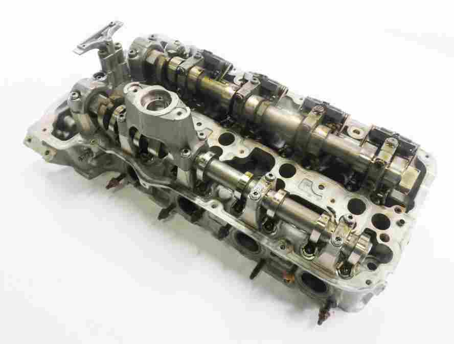 Thumbnail 2: 13-19 BMW 550i 650i 750i X5 X6 - 4.4L N63B TWIN TURBO ENGINE RIGHT CYLINDER HEAD