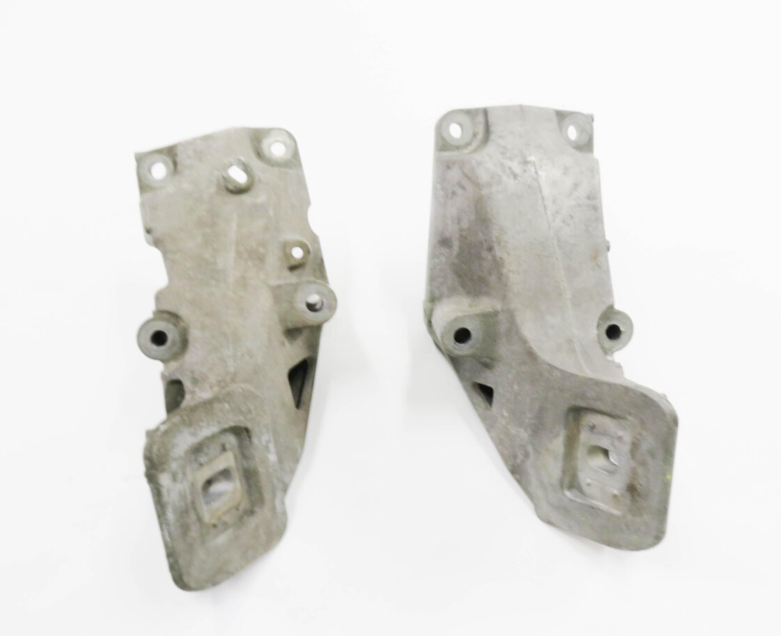 Thumbnail 2: 2010 LAND ROVER LR4 - 5.0L AJ133 V8 ENGINE - MOTOR MOUNT BRACKET SET-2