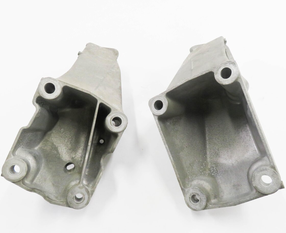 Thumbnail 6: 2010 LAND ROVER LR4 - 5.0L AJ133 V8 ENGINE - MOTOR MOUNT BRACKET SET-2
