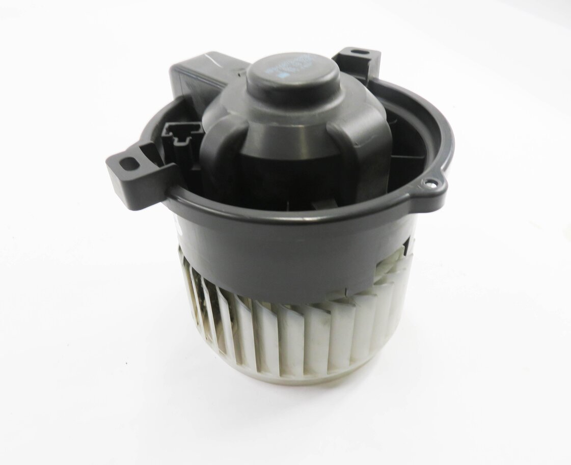 Thumbnail 6: 2005-2016 LAND ROVER LR3 LR4 - REAR HEATER A/C BLOWER FAN MOTOR