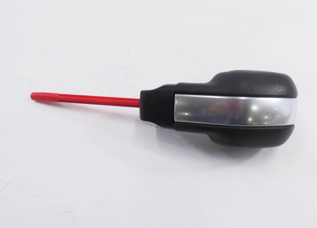 Thumbnail 4: 2010 LAND ROVER LR4 - TRANSMISSION GEAR SHIFTER SHIFT KNOB HANDLE (BLACK)