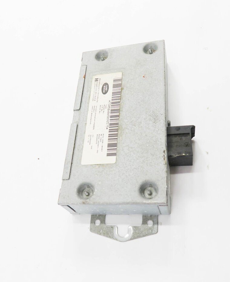 Thumbnail 3: 2010 LAND ROVER LR4 - RADIO STEREO i-POD INTERFACE CONTROL MODULE