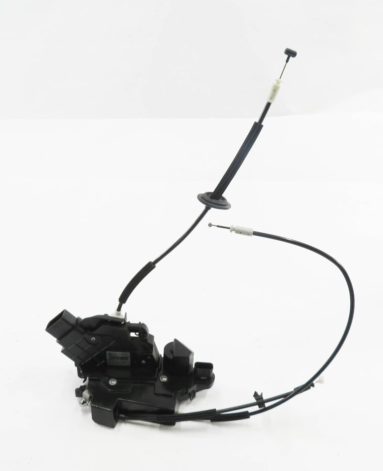 Thumbnail 2: 2010-2019 EVOQUE LR4 / RANGE ROVER SPORT (L320) LEFT FRONT PASSIVE DOOR LATCH