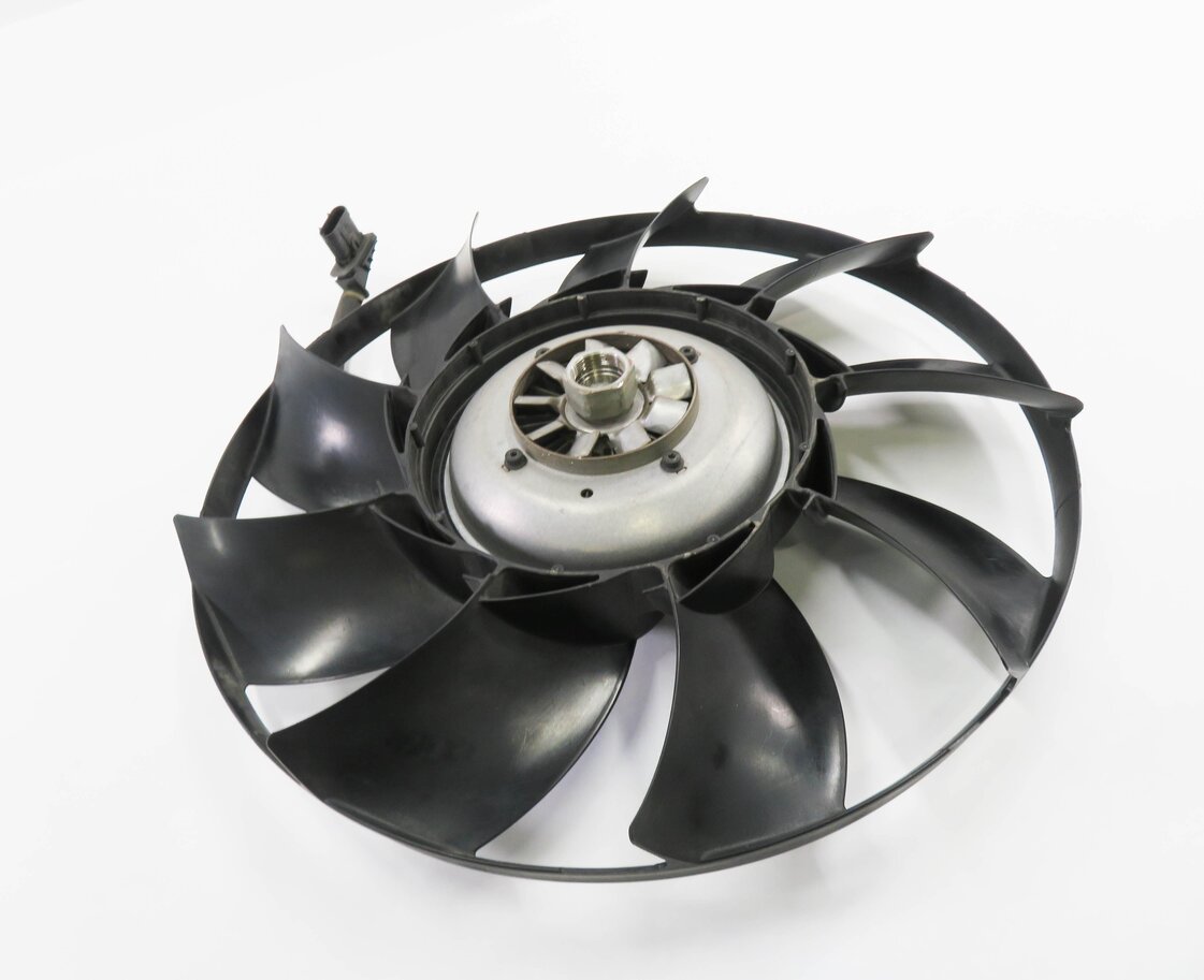 2010-2013 LR4 / RANGE ROVER SPORT (L320) 5.0L NON SC COOLING FAN BLADE w/ CLUTCH