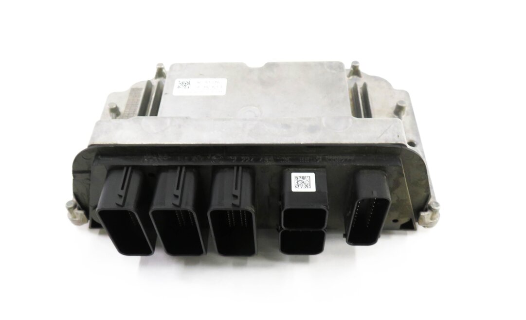 Thumbnail 3: 2016 BMW X1 (F48) 2.0L B46 MEVD1723 TURBO ENGINE DME IMMOBILIZER MODULE KEY SET