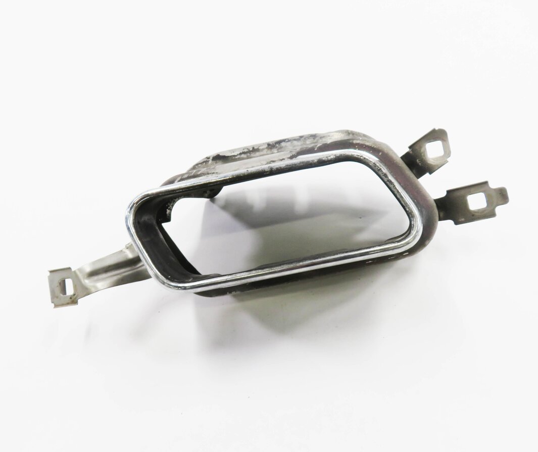 Thumbnail 2: 2009-2012 BMW 750i (F01) LEFT DRIVER SIDE EXHAUST TIP
