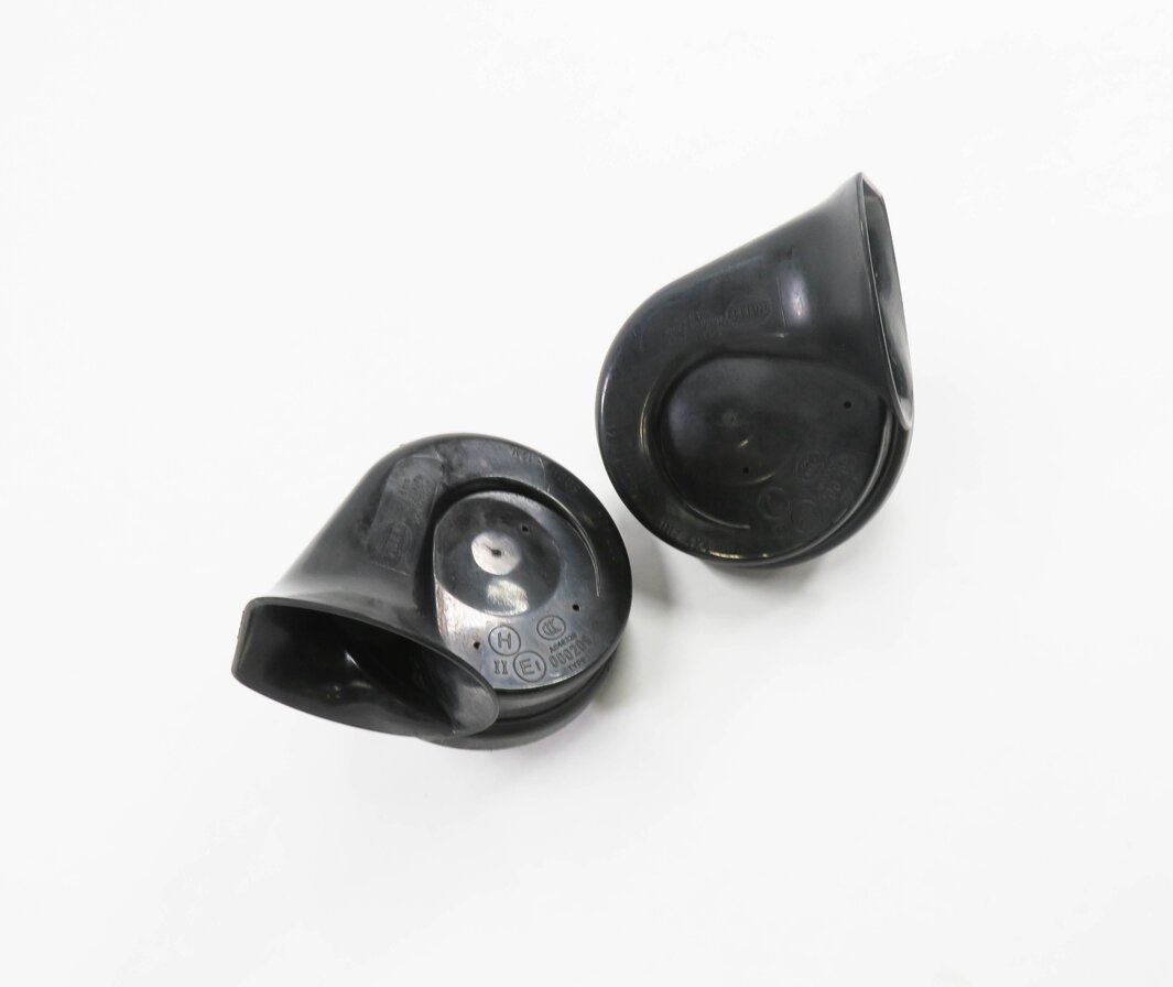 Thumbnail 1: 09-17 BMW 640i 650i 740i 750i 760i B6 B7 (F01 F12) HIGH & LOW TONE HORN SET-2