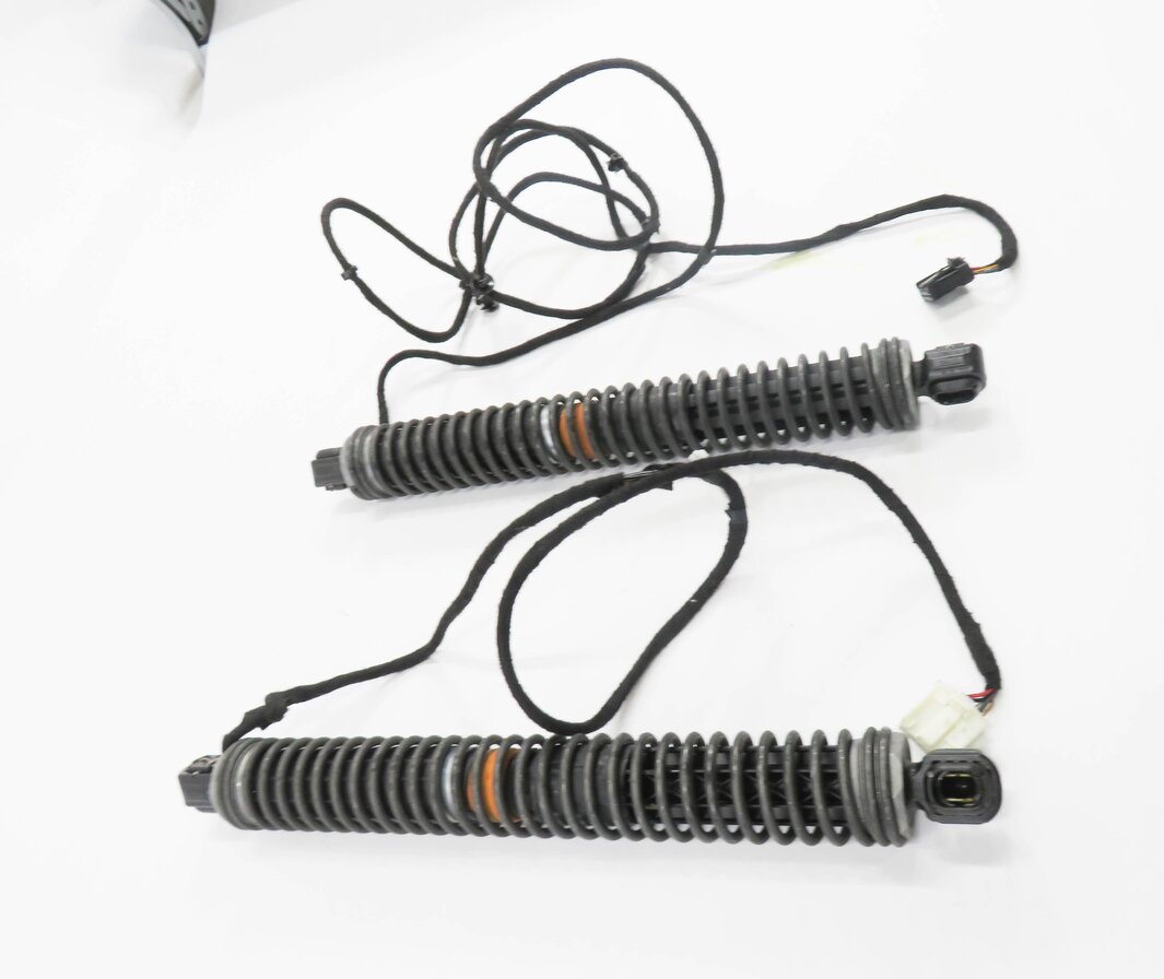 Thumbnail 3: 2009 BMW 750i (F01) LEFT & RIGHT REAR ELECTRIC TRUNK SHOCK STRUT SET-2