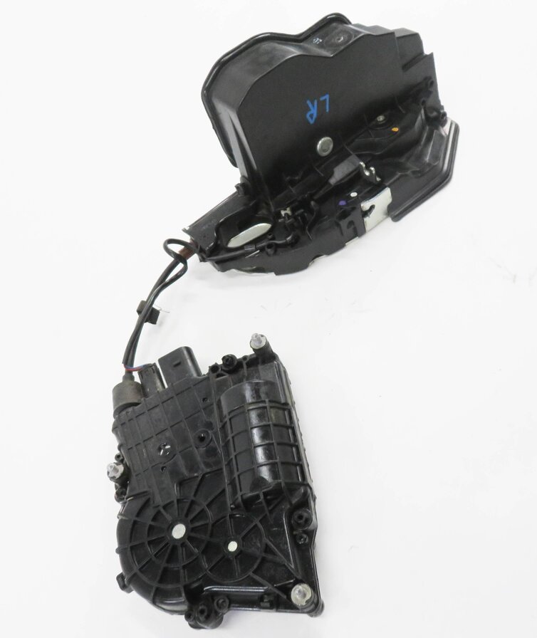 Thumbnail 3: 11-15 BMW 740i 750i 760i B7 (F01) LEFT REAR DOOR LATCH ACTUATOR (SOFT CLOSE)