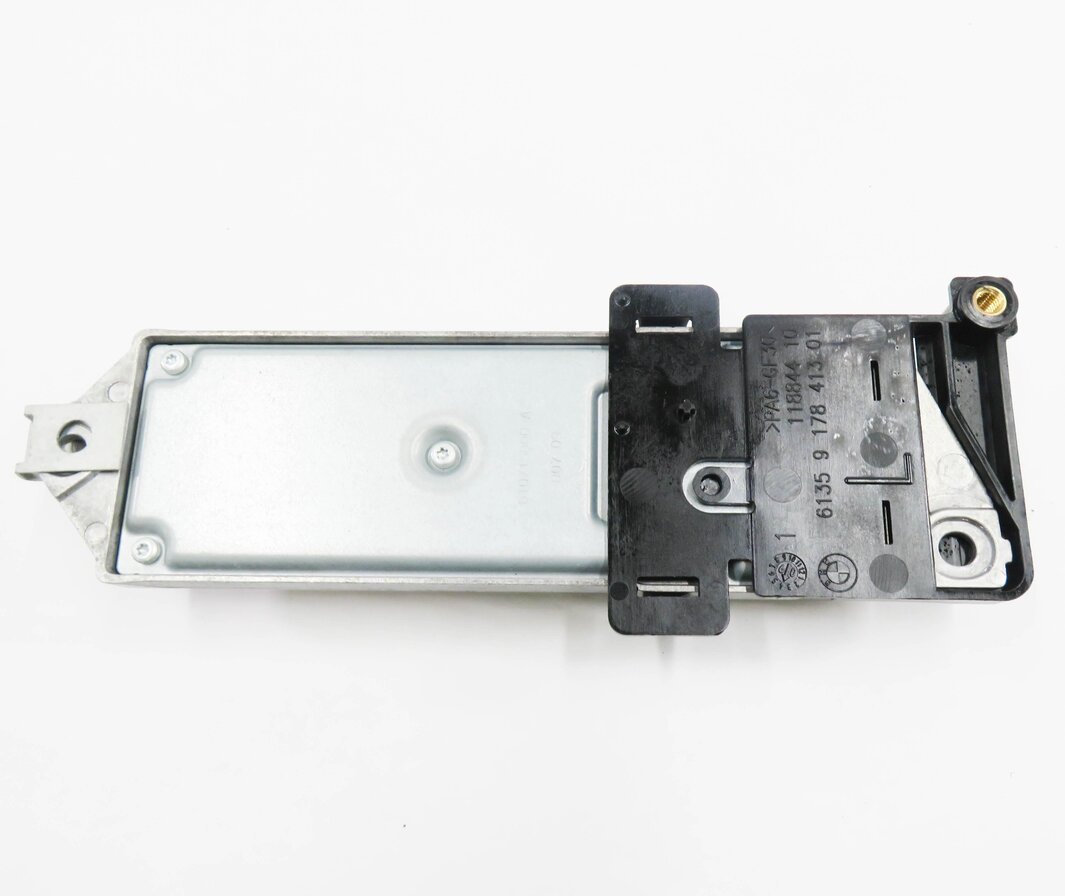Thumbnail 5: 2009-2012 BMW 740i 750i 760i B7 (F01 F02) LEFT FRONT DRIVER SEATBELT MODULE