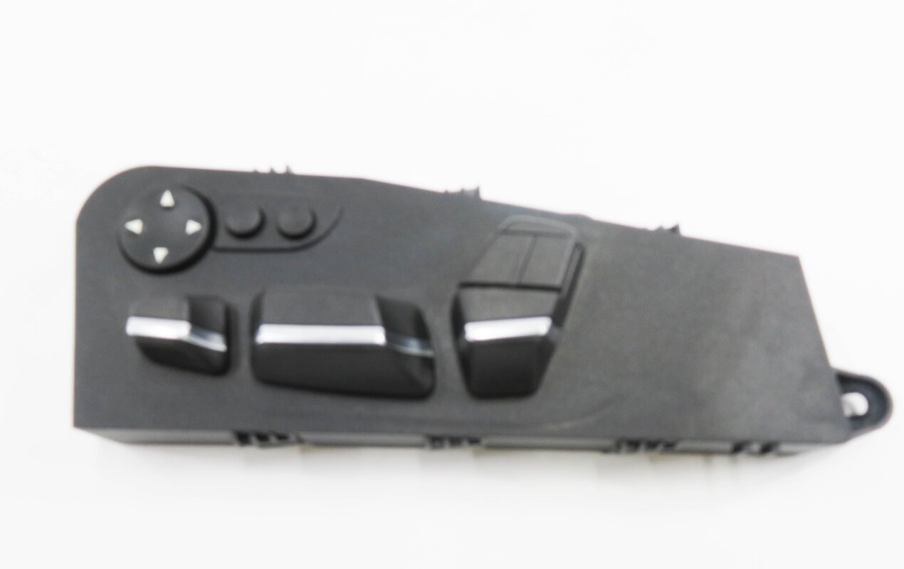 Thumbnail 5: 2009 BMW 750i (F01) LEFT FRONT DRIVER POWER SEAT ADJUSTMENT SWITCH BUTTON