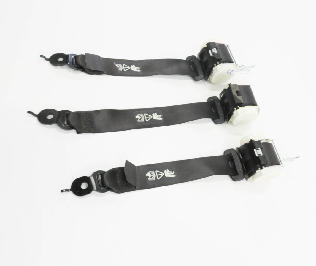 Thumbnail 3: 2009 BMW 750i (F01) REAR SEAT SEATBELT RETRACTOR SET-3 (BLACK)