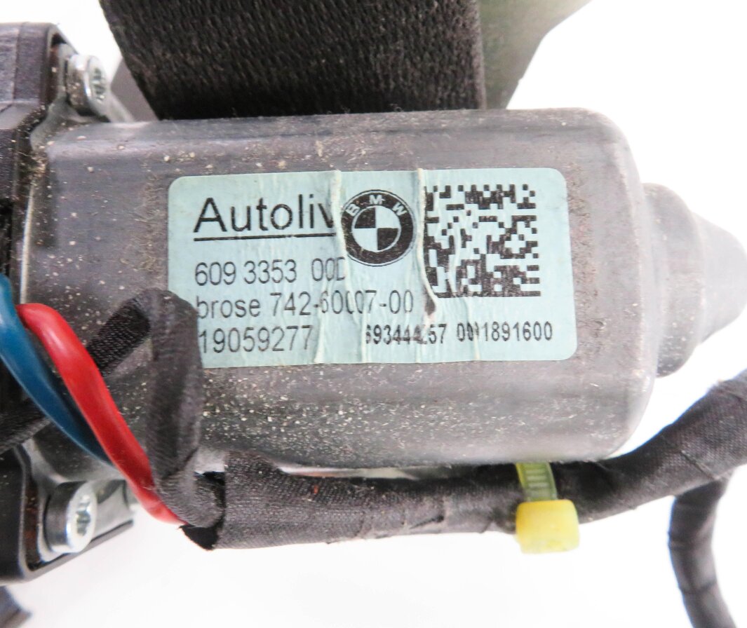 Thumbnail 6: 2009-2012 BMW 740i 750i 760i B7 (F01) LEFT DRIVER SEATBELT RETRACTOR (BLACK)