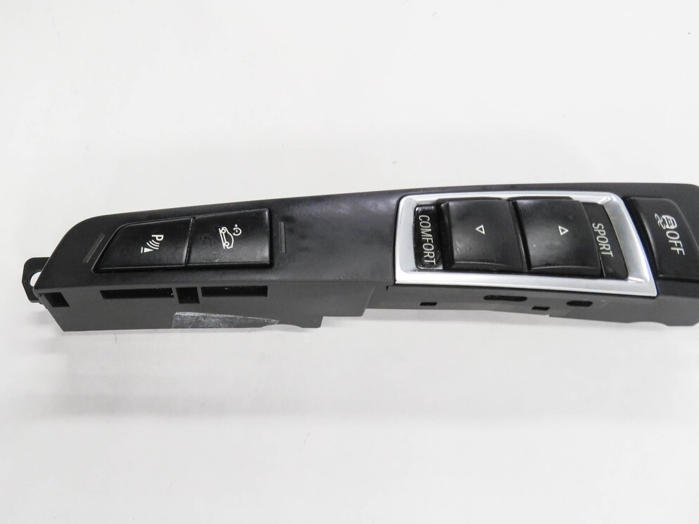 Thumbnail 5: 2014 BMW 535D (F10) TRACTION CONTROL SPORT COMFORT HILL DESCENT PDC SWITCH PANEL
