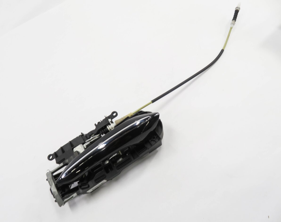 09-18 BMW 528i 535i 550i 740i 750i 760i RIGHT FRONT COMFORT DOOR HANDLE (BLACK)