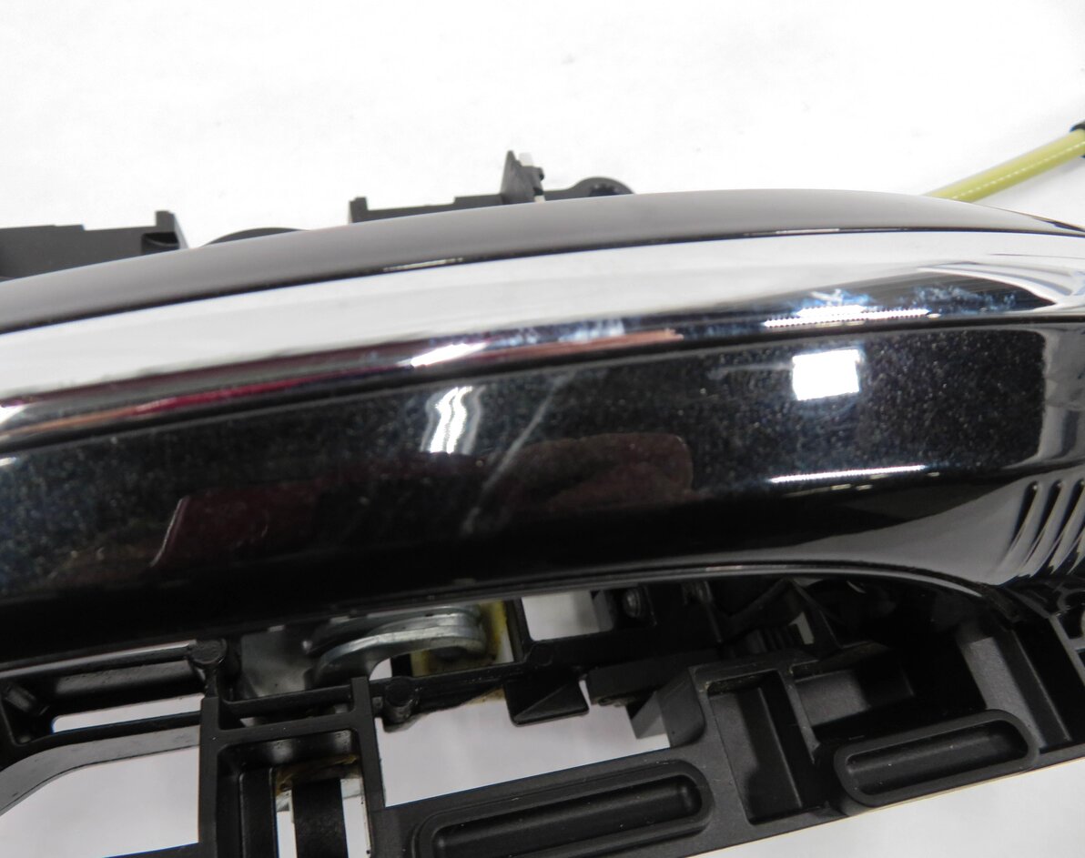 Thumbnail 7: 09-18 BMW 528i 535i 550i 740i 750i 760i RIGHT FRONT COMFORT DOOR HANDLE (BLACK)