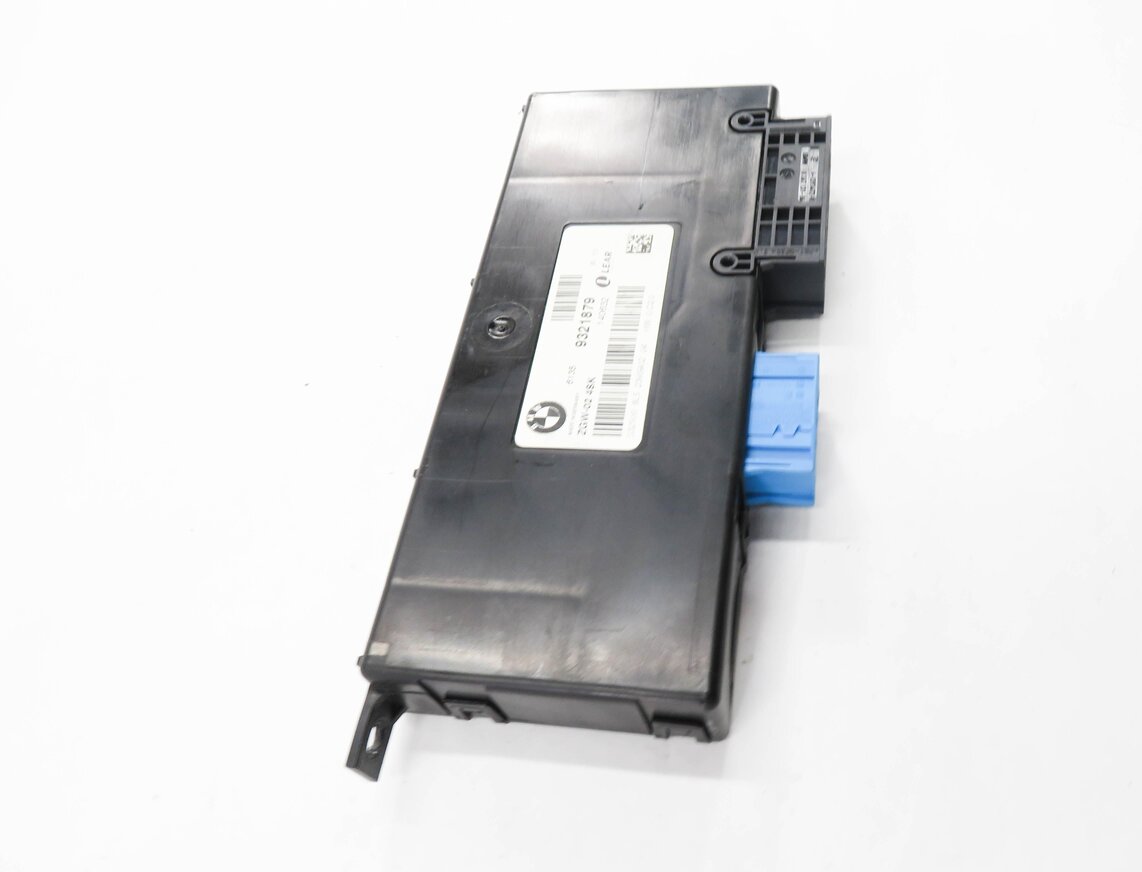 Thumbnail 3: 2014 BMW 535D (F10) DIESEL - CENTRAL GATEWAY CONTROL MODULE